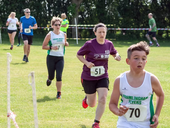 Cyclists racing in the Framlingham Gala duathlon